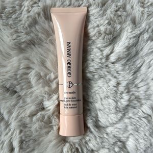 Armani Beauty neo nude foundation shade 4